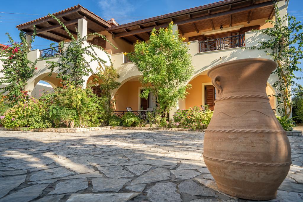 Olga Studios Vasilikí Exterior foto